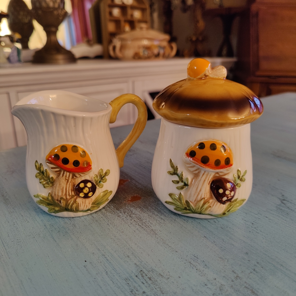 Vintage Merry Mushroom Sears Roebuck  Covered Sugar Bowl and Creamer Set 1978